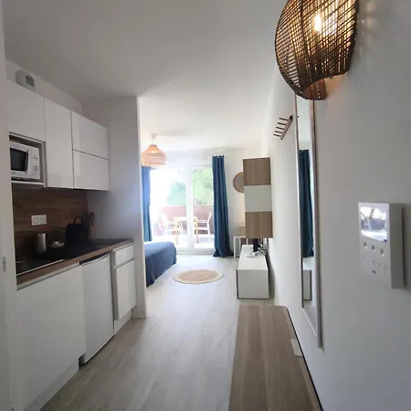 Apartment Wellness - Studio Pour 2 Personnes 311 *
